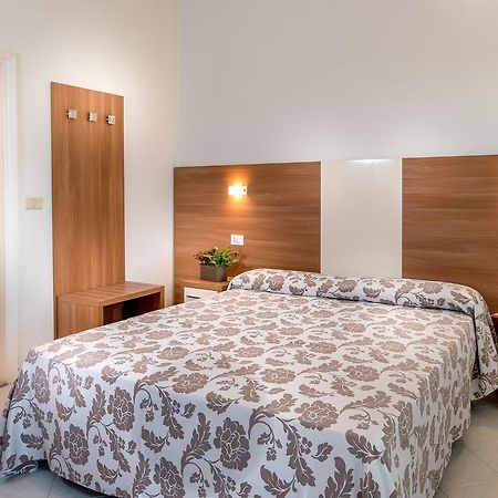 Hotel Vallechiara Lido Di Savio Eksteriør billede