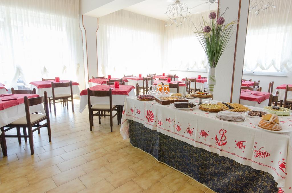 Hotel Vallechiara Lido Di Savio Eksteriør billede