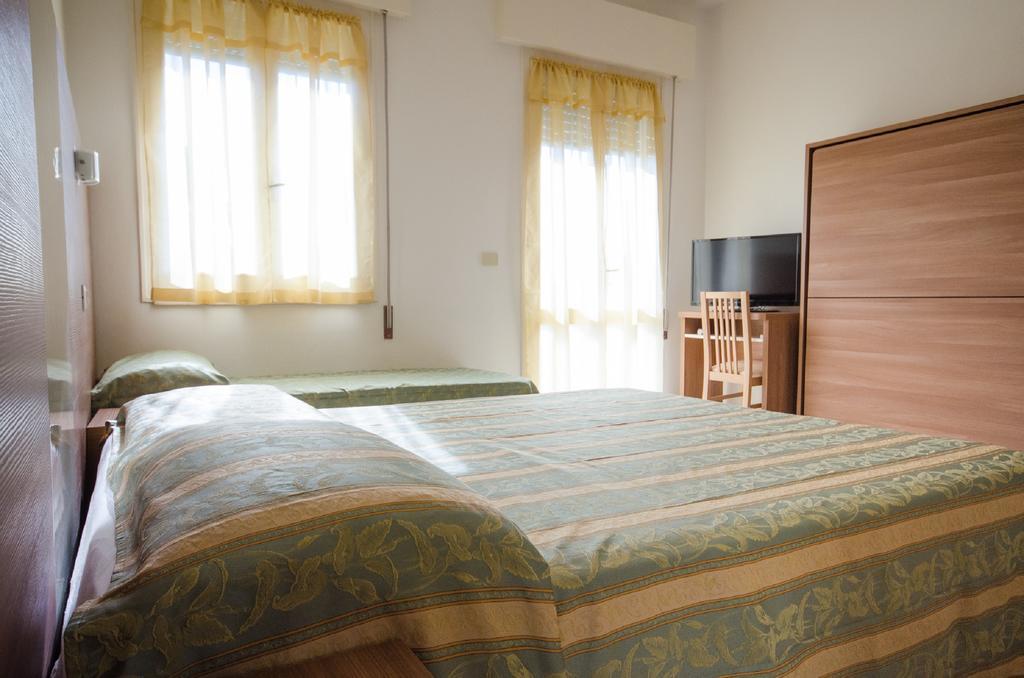 Hotel Vallechiara Lido Di Savio Eksteriør billede