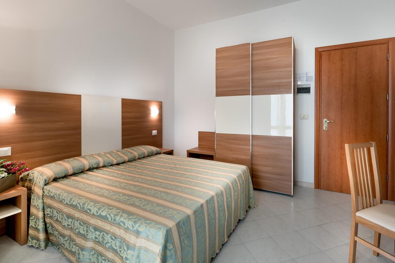Hotel Vallechiara Lido Di Savio Eksteriør billede