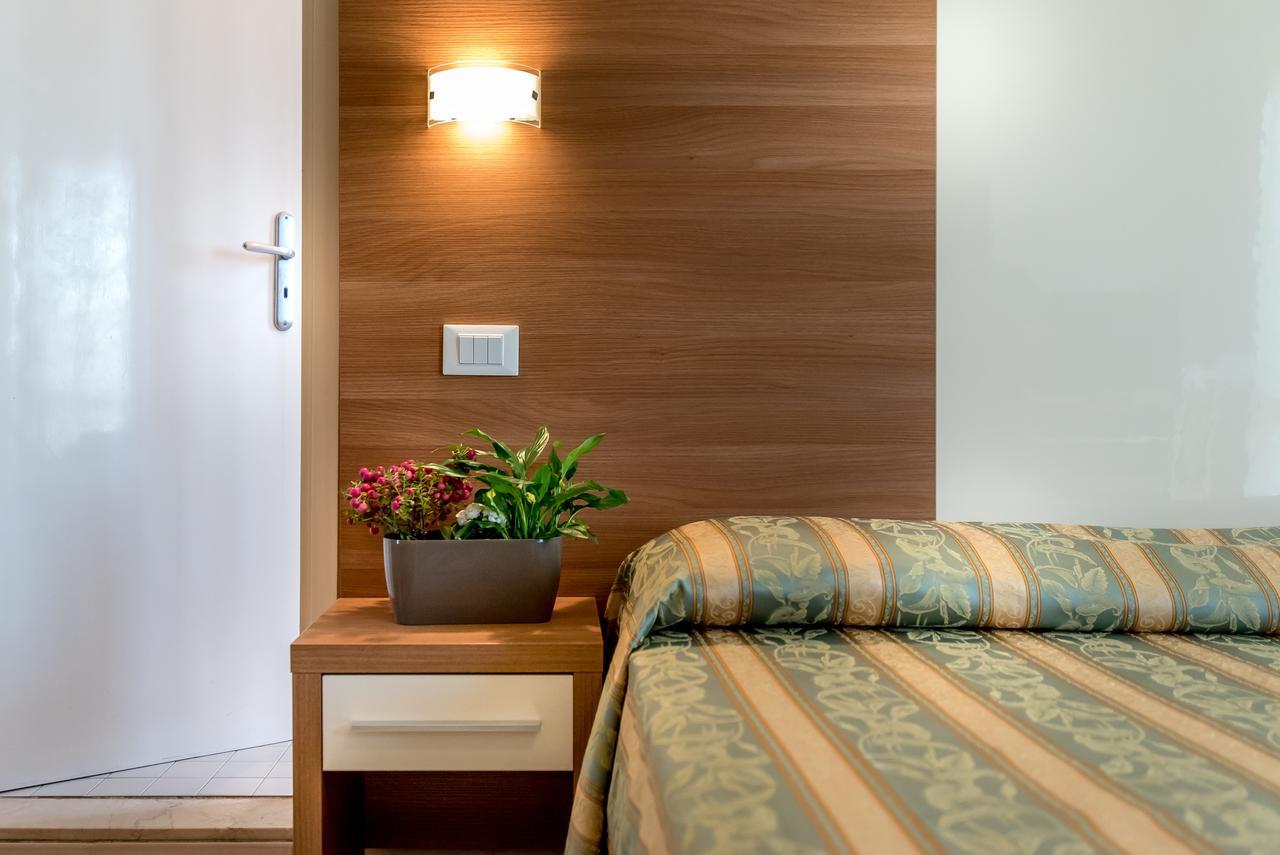 Hotel Vallechiara Lido Di Savio Eksteriør billede