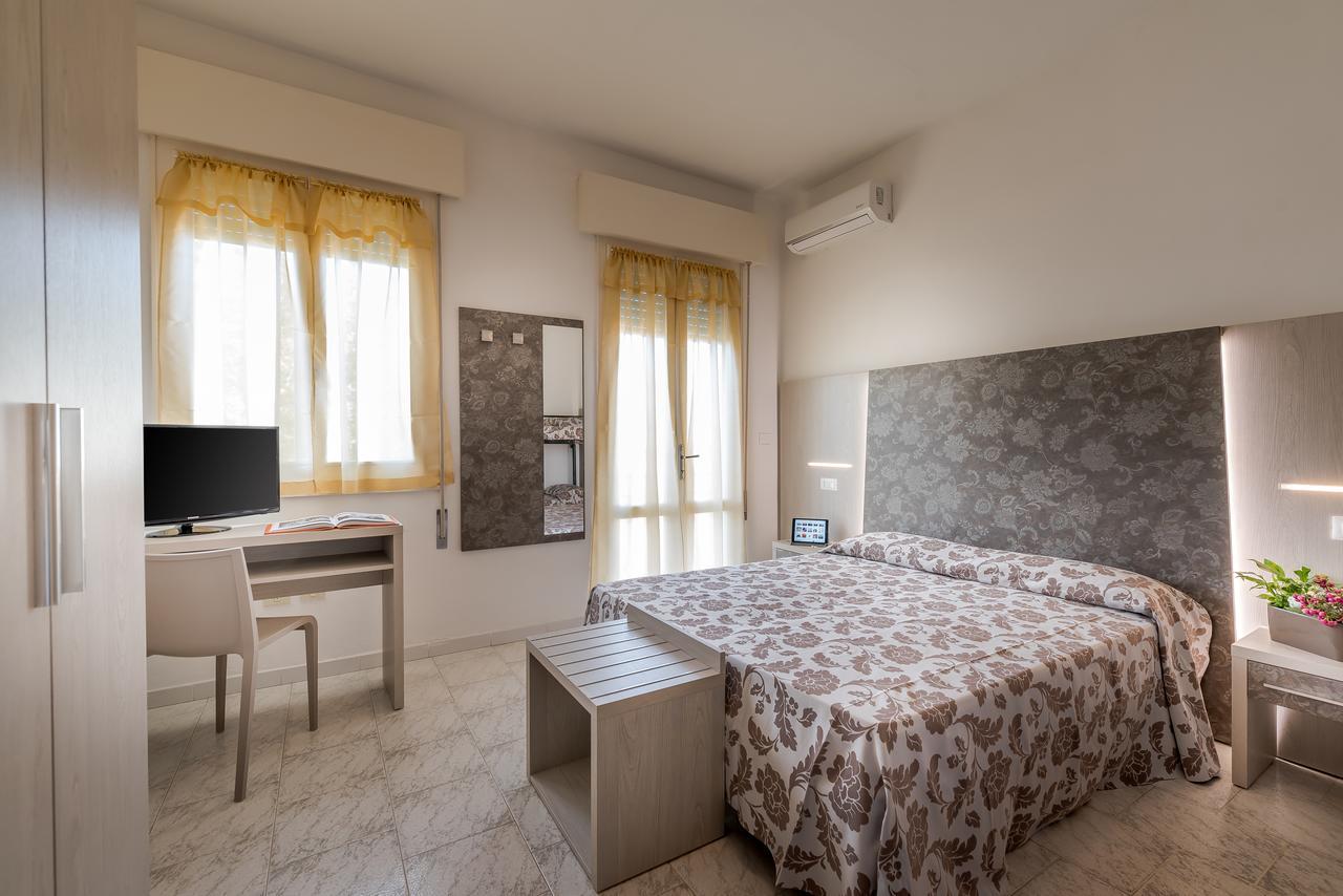 Hotel Vallechiara Lido Di Savio Eksteriør billede