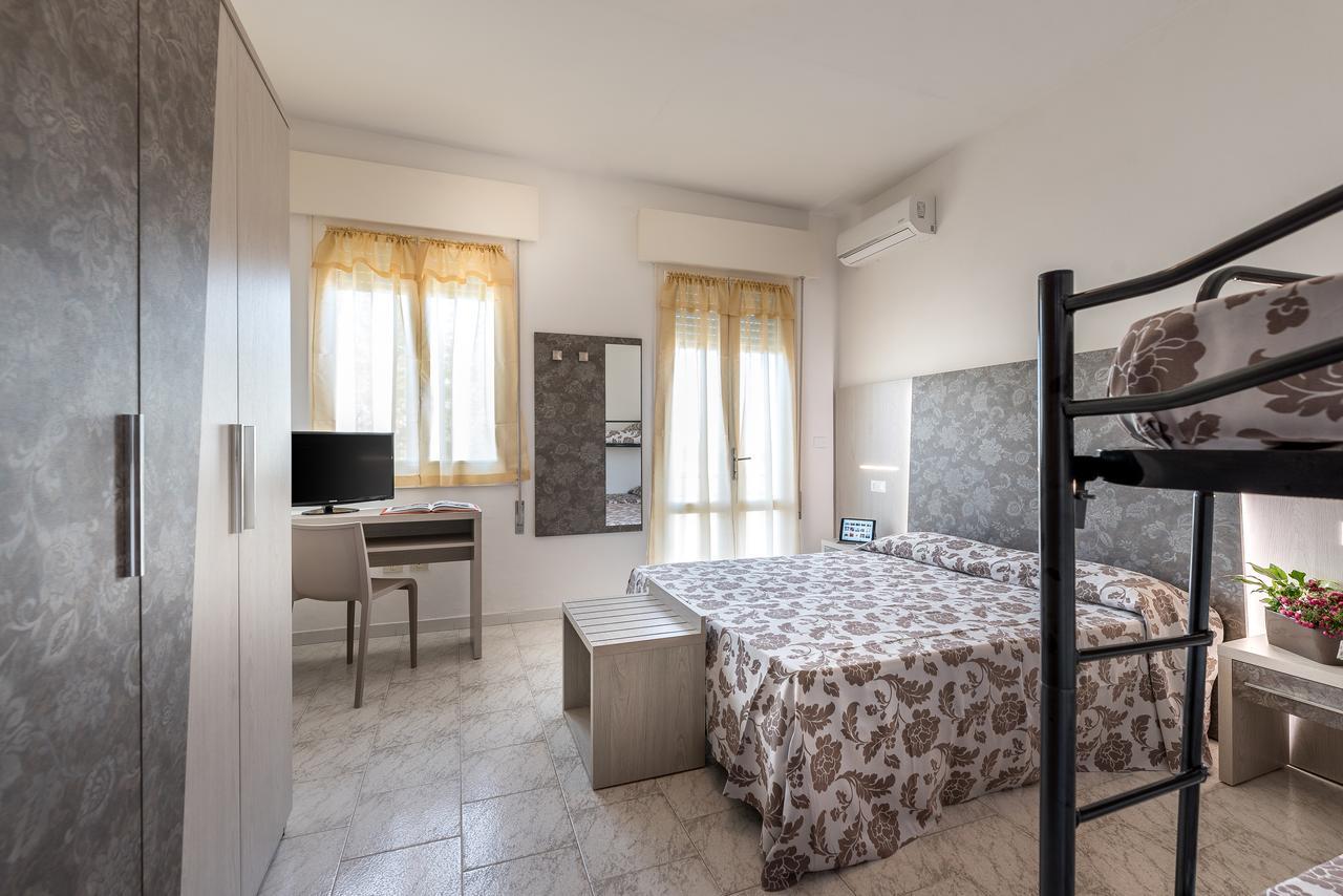 Hotel Vallechiara Lido Di Savio Eksteriør billede