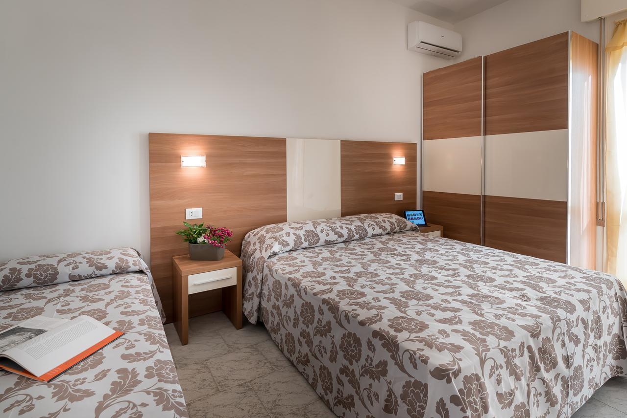 Hotel Vallechiara Lido Di Savio Eksteriør billede