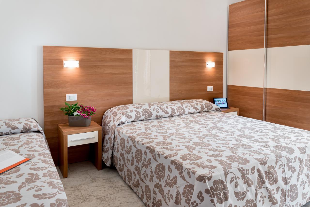 Hotel Vallechiara Lido Di Savio Eksteriør billede
