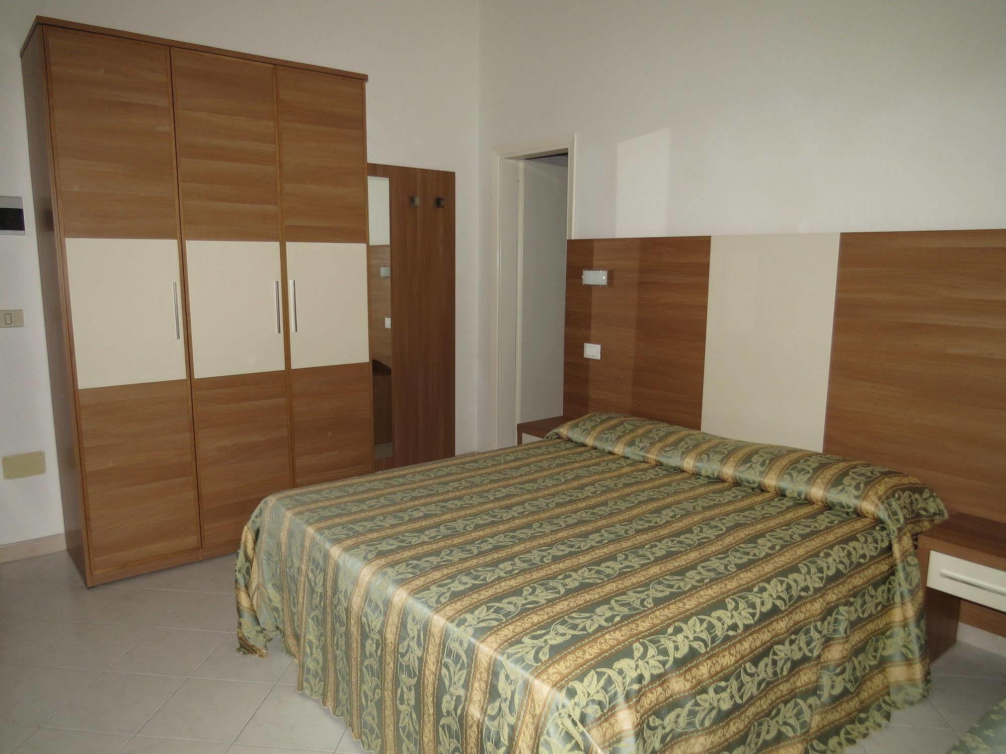 Hotel Vallechiara Lido Di Savio Eksteriør billede