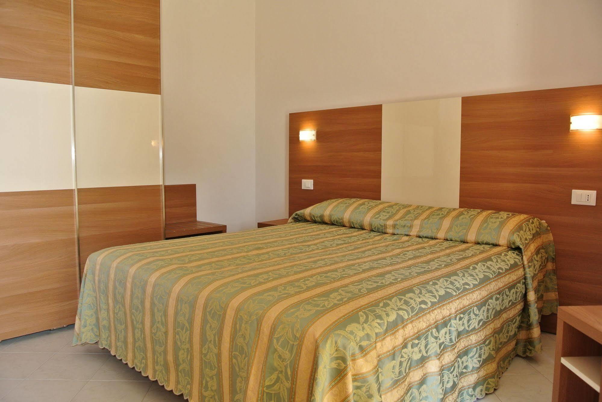 Hotel Vallechiara Lido Di Savio Eksteriør billede